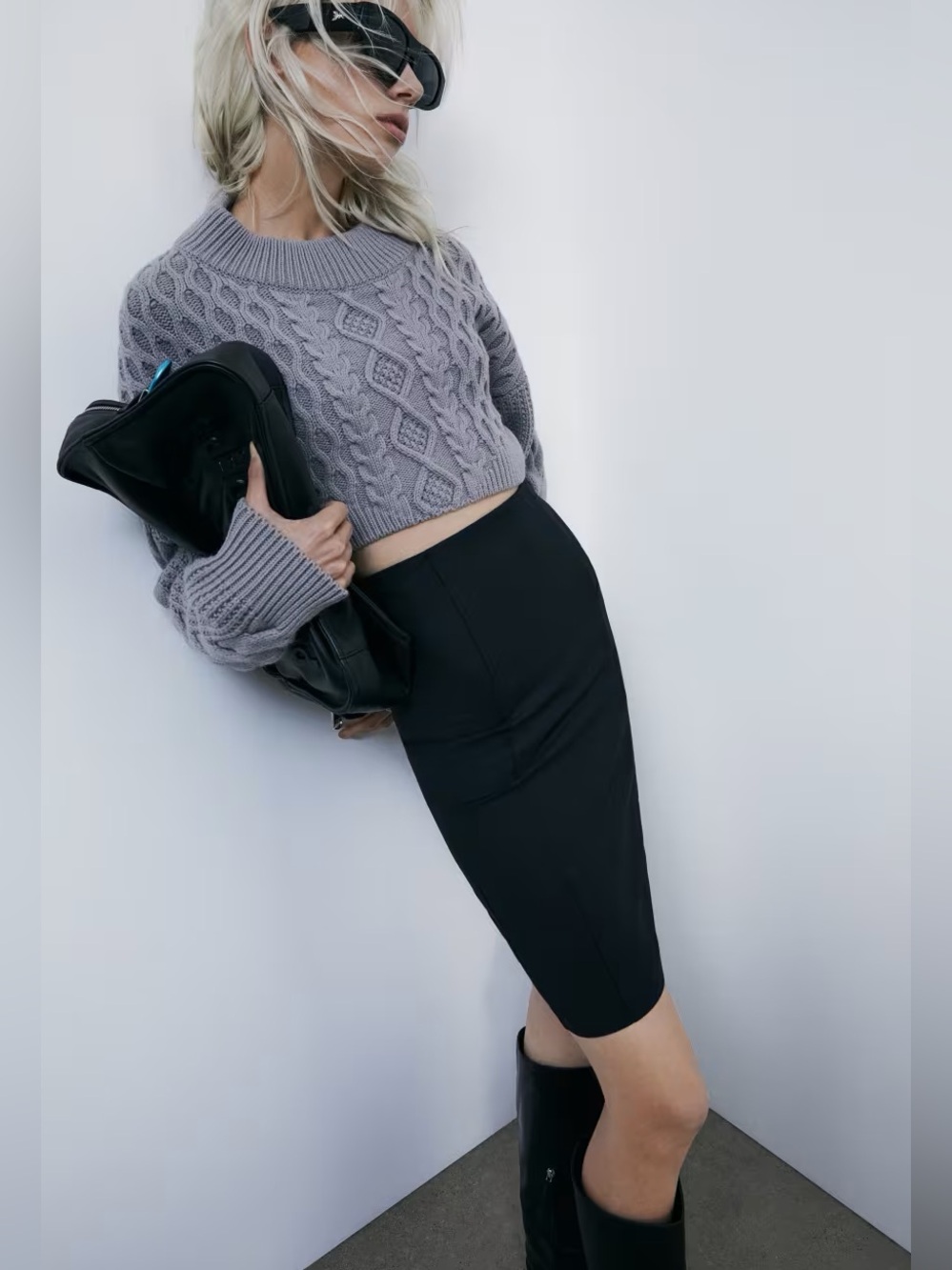 Patrizia Pepe SIZE 44 black pencil skirt